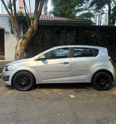 CHEVROLET SONIC 1.6 LTZ 16V FLEX 4P AUTOMÁTICO